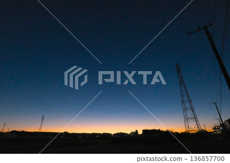 The suburban town where the curtain of night falls like a stage curtain The suburban town where the curtain of night falls like a stage curtain 136857700
