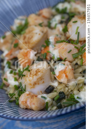 RECIPE FOR PASTOSOTTO ORZO PASTA WITH SPINACH, MUSHROOMS, SCALLOPS, AND SHRIMP 136857951