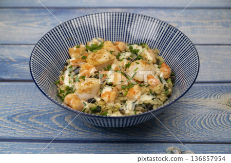 RECIPE FOR PASTOSOTTO ORZO PASTA WITH SPINACH, MUSHROOMS, SCALLOPS, AND SHRIMP RECIPE FOR PASTOSOTTO ORZO PASTA WITH SPINACH, MUSHROOMS, SCALLOPS, AND SHRIMP 136857954