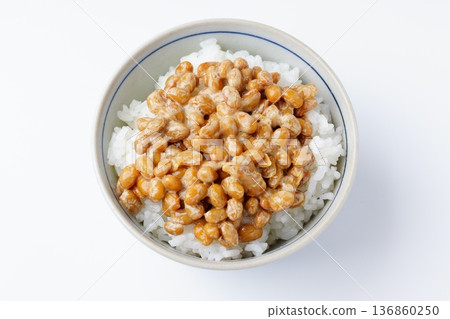 納豆飯 136860250