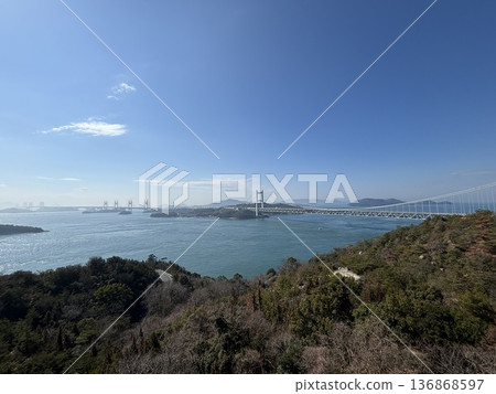 瀨戶大橋、大海、山脈和島嶼 瀨戶大橋、大海、山脈和島嶼 136868597