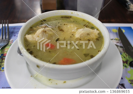 在這座中美洲大都市裡,巴拿馬城的老城區和現代摩天大樓並存。 在這座中美洲大都市裡,巴拿馬城的老城區和現代摩天大樓並存。 136869655