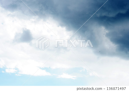 sky covered with dark gloomy clouds sky covered with dark gloomy clouds 136871497