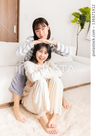 酒店女孩派對睡衣 酒店女孩派對睡衣 136871912