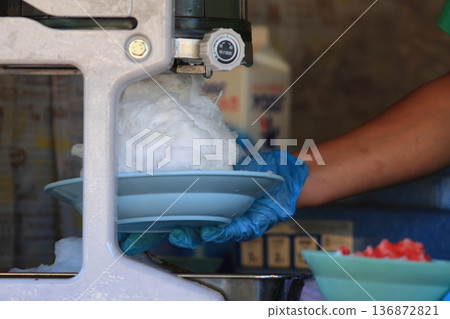 Large serving of shaved ice Shaved ice 136872821