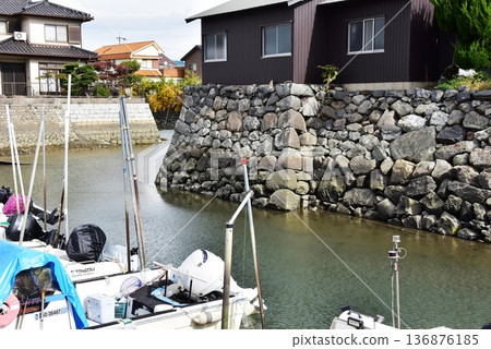 Kuwana City: Kuwana Castle walls and moat Kuwana City: Kuwana Castle walls and moat 136876185