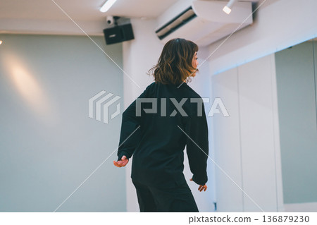 舞 舞蹈 跳舞 136879230