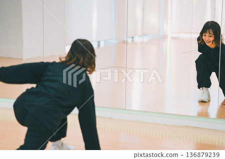 舞 舞蹈 跳舞 136879239