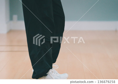 dancer, dancers, female 136879258