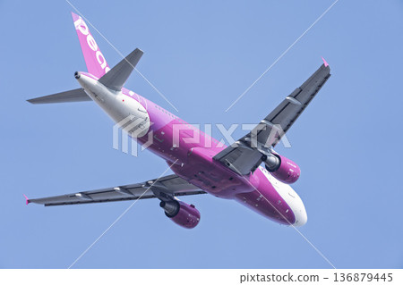 冬季仙台機場,飛機起飛,宮城縣名取市 冬季仙台機場,飛機起飛,宮城縣名取市 136879445
