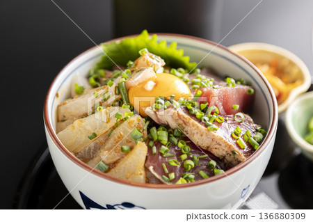 Colorful seafood bowl Colorful seafood bowl 136880309