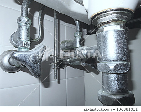 water pipe water pipe 136881011