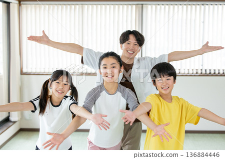 Kids dance school image 136884446