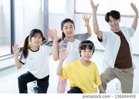 Kids dance school image 136884450