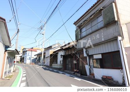 高崎宿舊中山道的赤坂通(群馬縣高崎市赤坂町) 高崎宿舊中山道的赤坂通(群馬縣高崎市赤坂町) 136886010