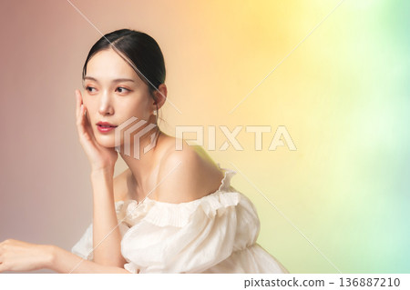 Stylish women's beauty and skin care images Stylish women's beauty and skin care images 136887210