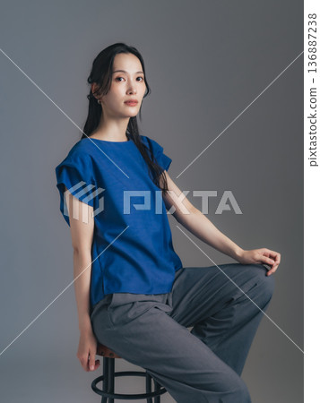 女性肖像 女性肖像 136887238