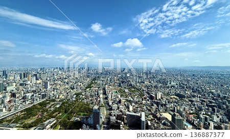 從大阪府大阪市阿倍野區阿倍野Harukas的屋頂眺望 從大阪府大阪市阿倍野區阿倍野Harukas的屋頂眺望 136887377