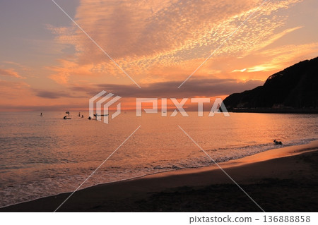 ocean, sea, the sea 136888858