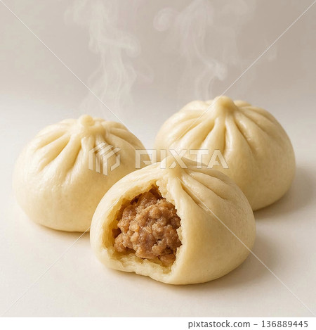 新鮮出爐、熱氣騰騰的點心的誘惑 136889445