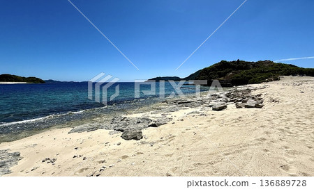 The coast of Agenashiki Island in the Kerama Islands, Okinawa Prefecture The coast of Agenashiki Island in the Kerama Islands, Okinawa Prefecture 136889728