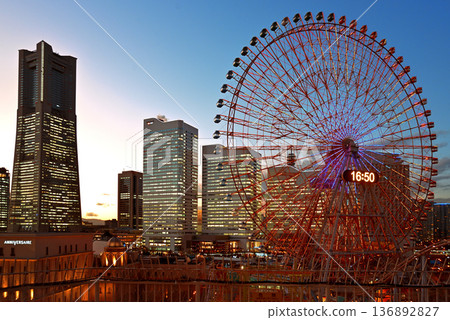 橫濱港未來夜景 136892827