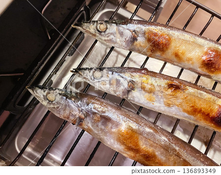 鹽烤秋刀魚 秋之味 鹽烤秋刀魚 秋之味 136893349
