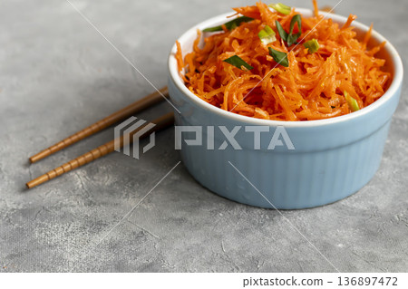 Carrot and green onion salad for healthy eating and hormonal balance Peppercorns Carrot and green onion salad for healthy eating and hormonal balance Peppercorns 136897472