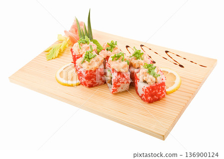 rol spicy salmon 136900124