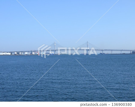 從臨港公園看到的海灣大橋 136900380