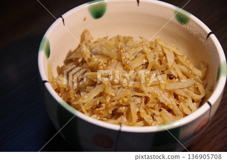 Kibo burdock Kibo burdock 136905708