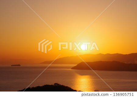 夕陽 夕陽 136905751