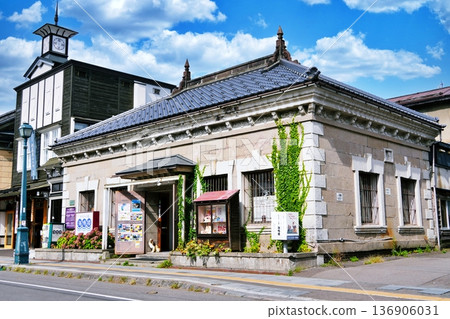 Former Dai-113 Bank Otaru Branch (Otaru Music Box Hall Kaimeirou) Historic Building Designated by Otaru City, Hokkaido Former Dai-113 Bank Otaru Branch (Otaru Music Box Hall Kaimeirou) Historic Building Designated by Otaru City, Hokkaido 136906031