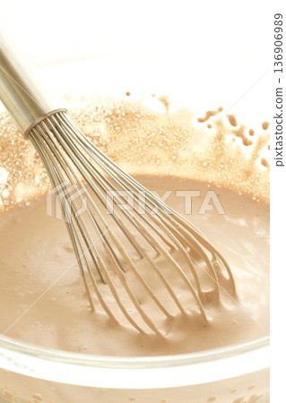 Melted chocolate Melted chocolate 136906989