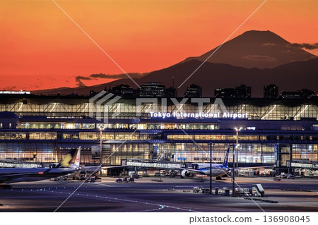 Tokyo, Tokyo, Haneda Airport and the silhouette of Mount Fuji at dusk 136908045