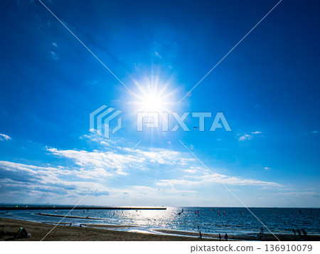 陽光照進海 陽光照進海 136910079