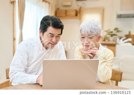 Husband persuading uninterested wife Husband persuading uninterested wife 136910125