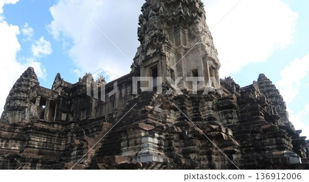 Looking up at the pagodas of Angkor Wat 136912006
