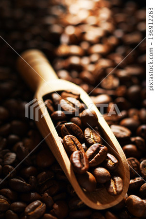 Coffee beans  136912263