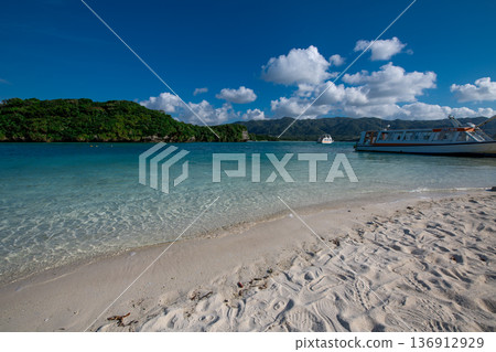 Ishigakijima Kawahira Bay Ishigakijima Kawahira Bay 136912929