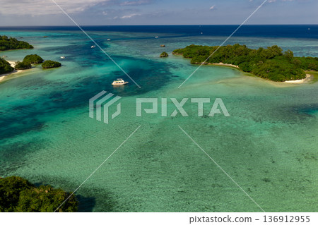 Aerial view of Kabira Bay, Ishigaki Island (photographed by drone) 136912955