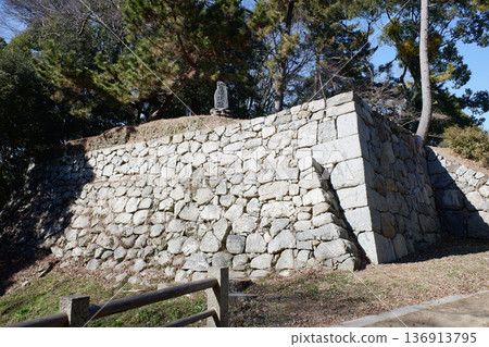 Yoshida Castle Ruins and Stone Walls, Toyohashi City, Aichi Prefecture 136913795