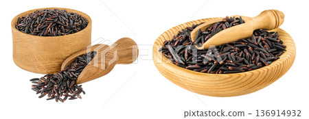Black rice in wooden bowl and scoop solated on white background with full depth of field 136914932