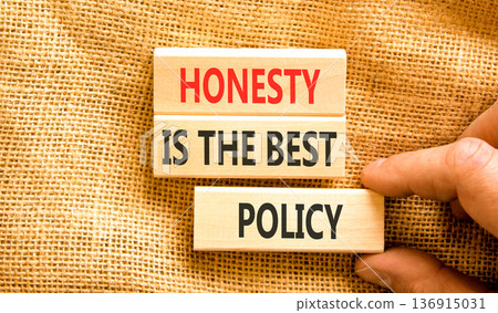 Honesty is the best policy symbol. Concept words Honesty is the best policy on beautiful wooden blocks. Beautiful canvas background. Business honesty is the best policy concept. Copy space. 136915031