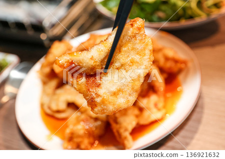 Sweet and Sour Pork (Tangsuyuk) Sweet and Sour Pork (Tangsuyuk) 136921632