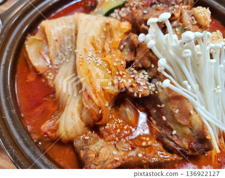 Braised Kimchi With Soft Pork Braised Kimchi With Soft Pork 136922127