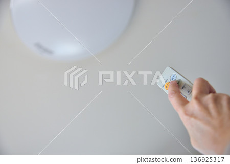 手動操作LED照明遙控器 手動操作LED照明遙控器 136925317
