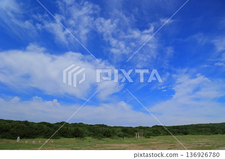 Pleasant blue sky Pleasant blue sky 136926780