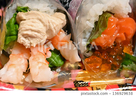 餡料滿滿的手工壽司 餡料滿滿的手工壽司 136929638