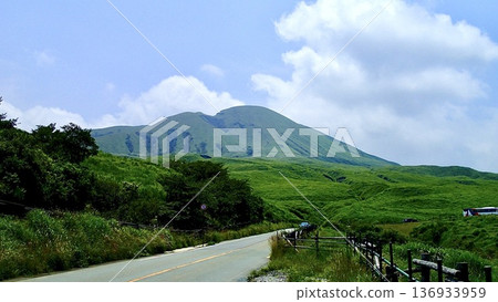 Scenery near Aso Komezuka in Aso City, Kumamoto Prefecture Scenery near Aso Komezuka in Aso City, Kumamoto Prefecture 136933959